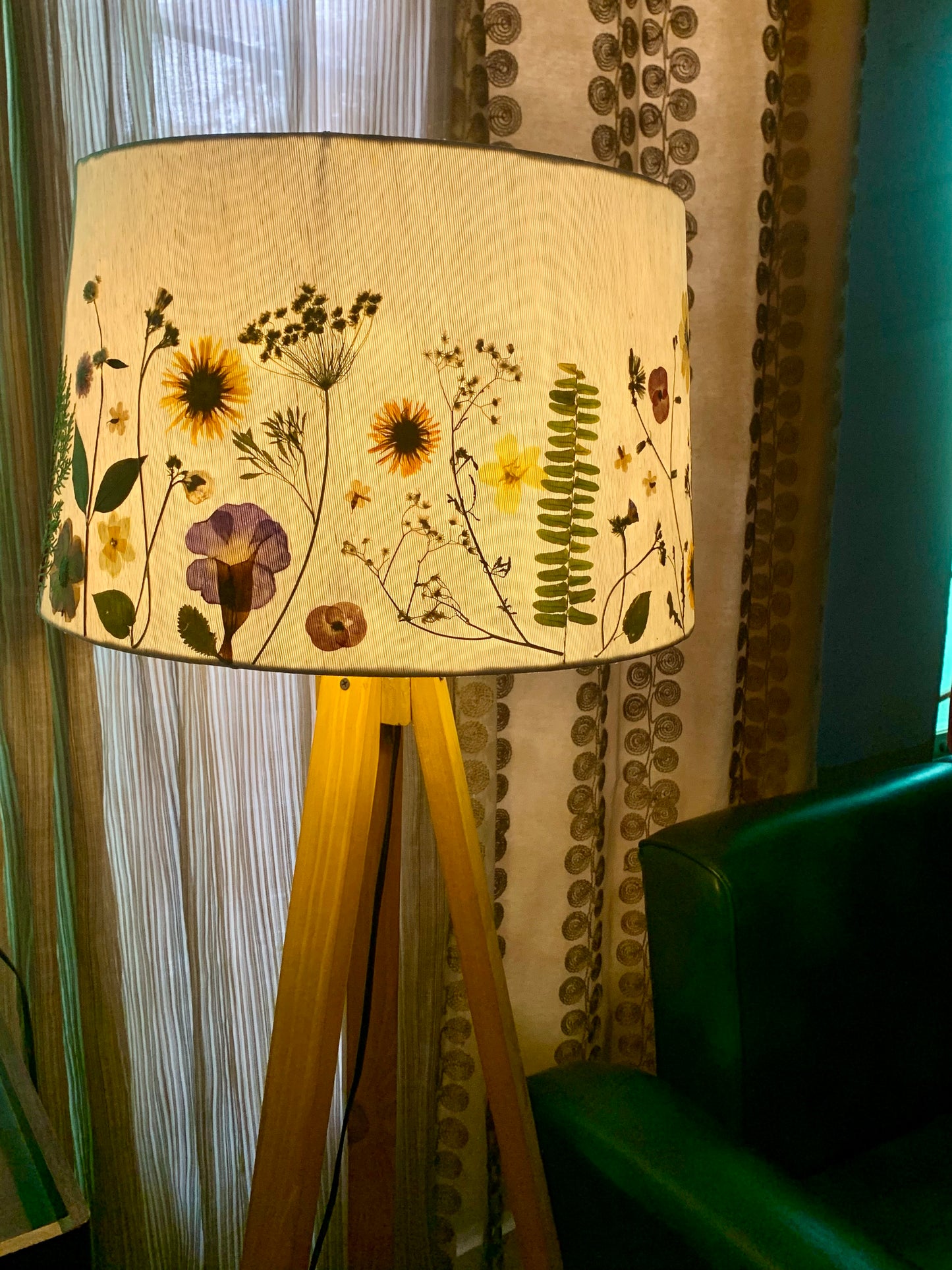 Flower Flare Lamp