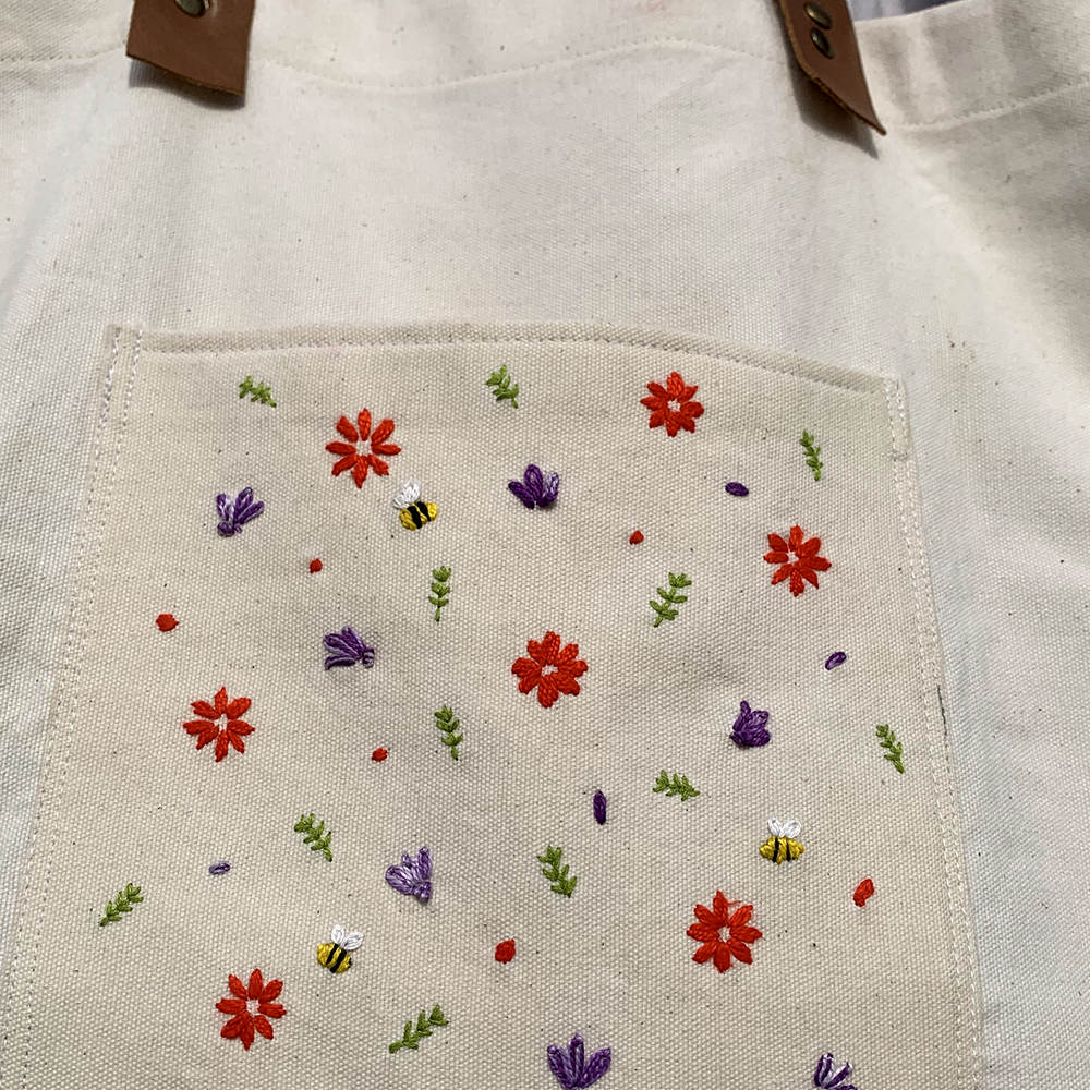 Honey bee Tote Bag